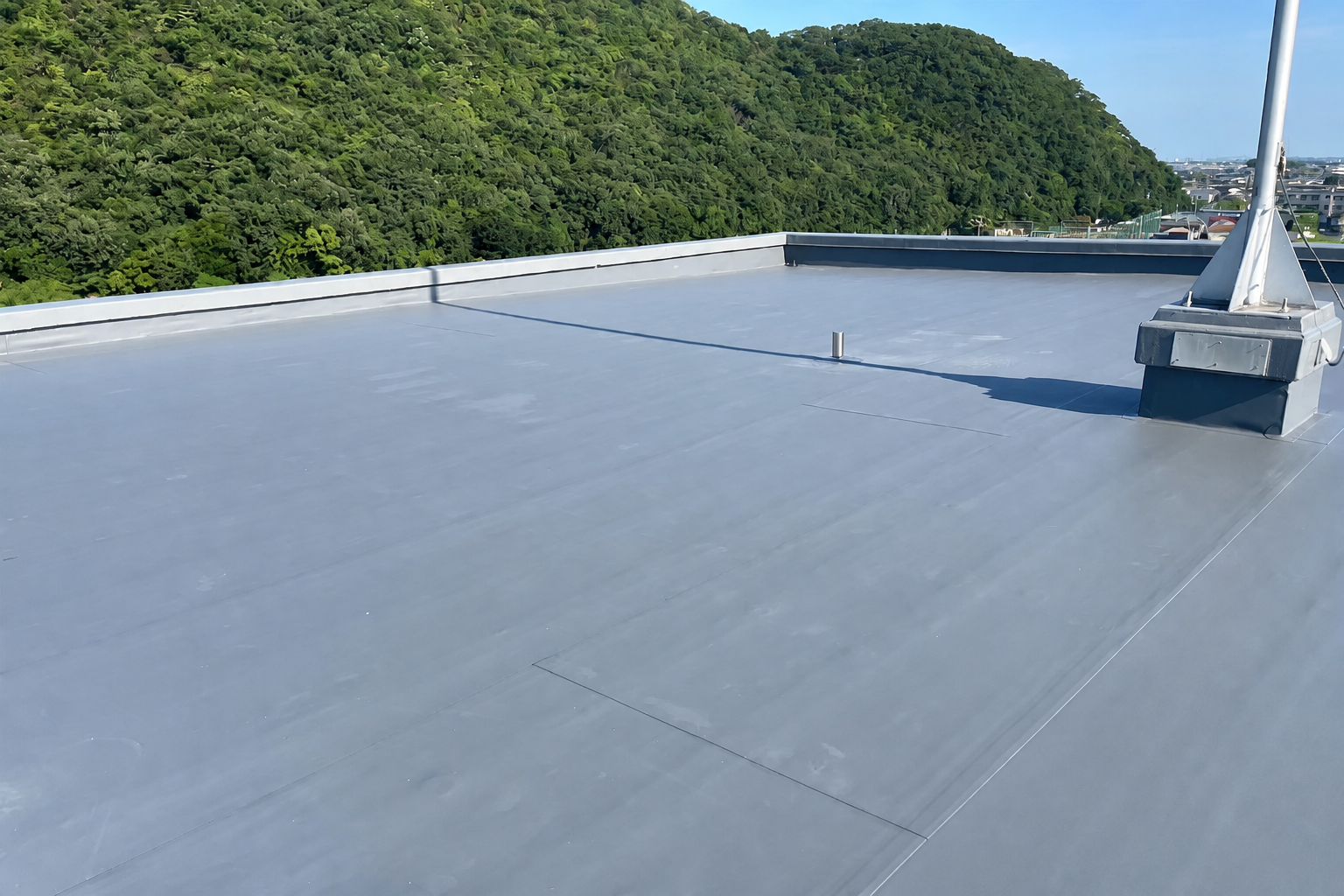 屋上防水改修の施工写真